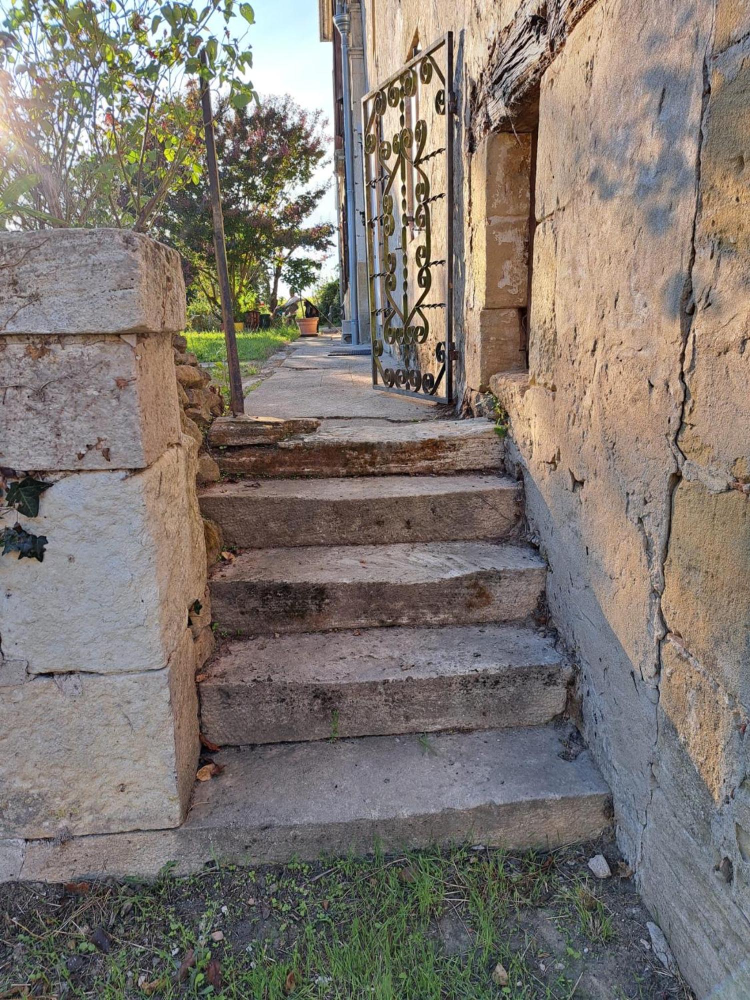 Le Logement Des Barthes Mongauzy Buitenkant foto